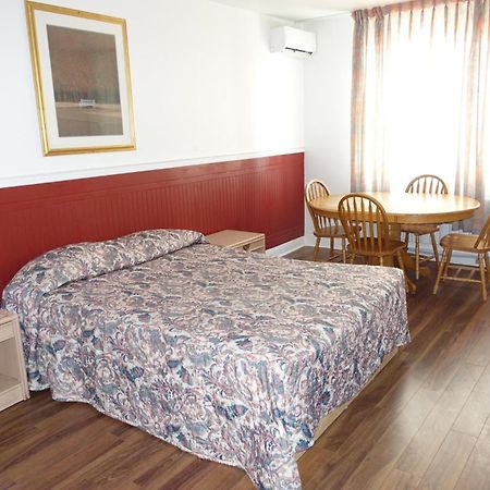 Motel Pierre Montreal Pokój zdjęcie