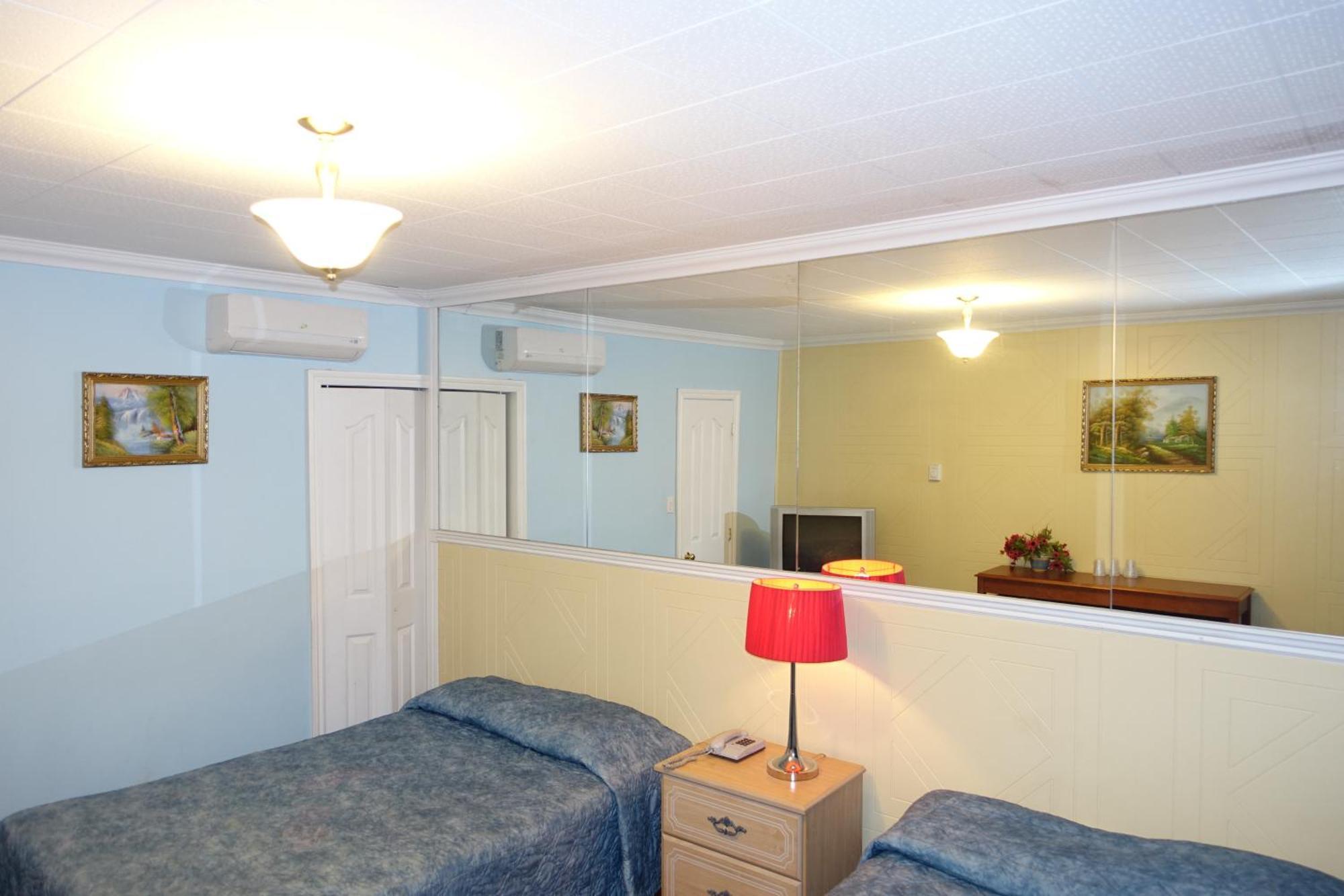 Motel Pierre Montreal Pokój zdjęcie
